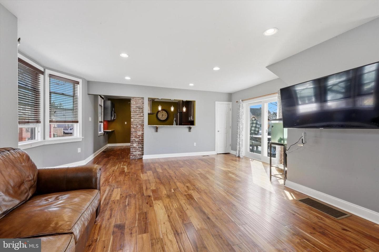 269 Hirst Avenue photo 11