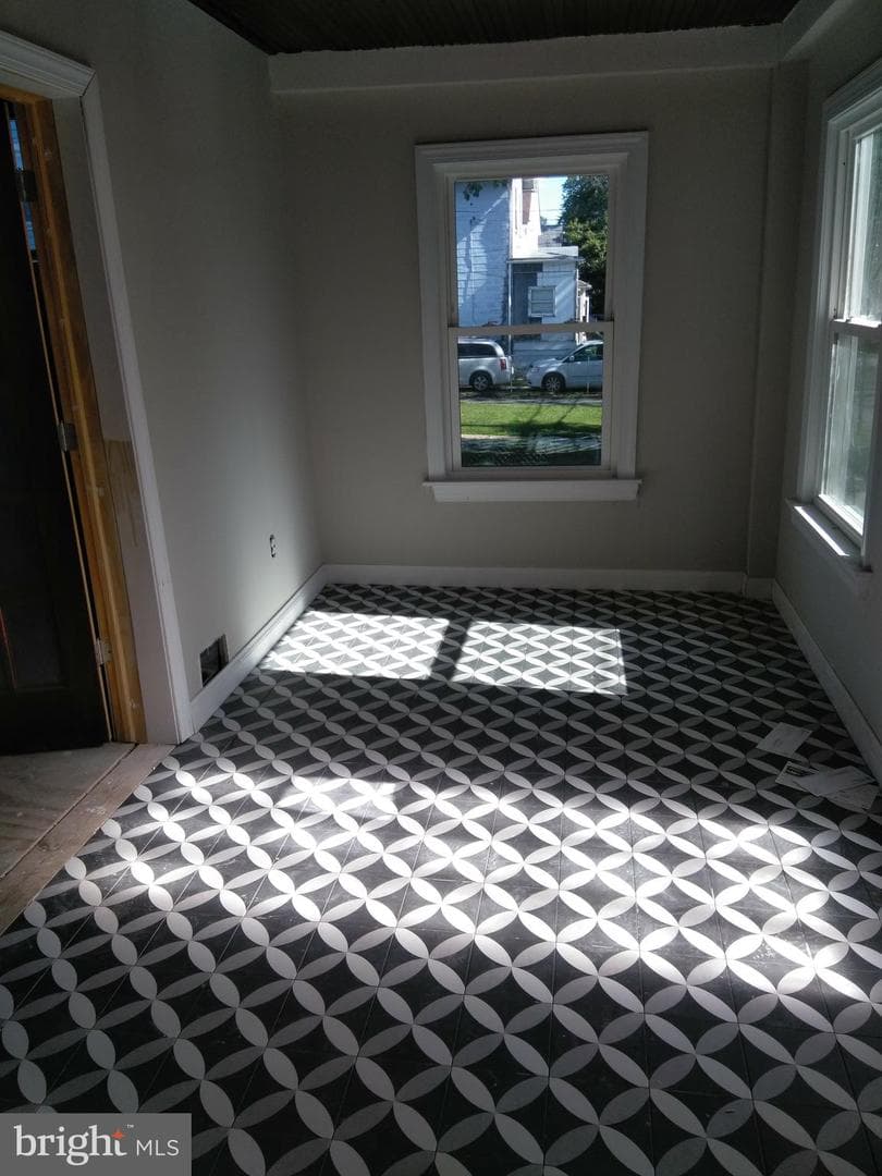 269 Hirst Avenue photo 4