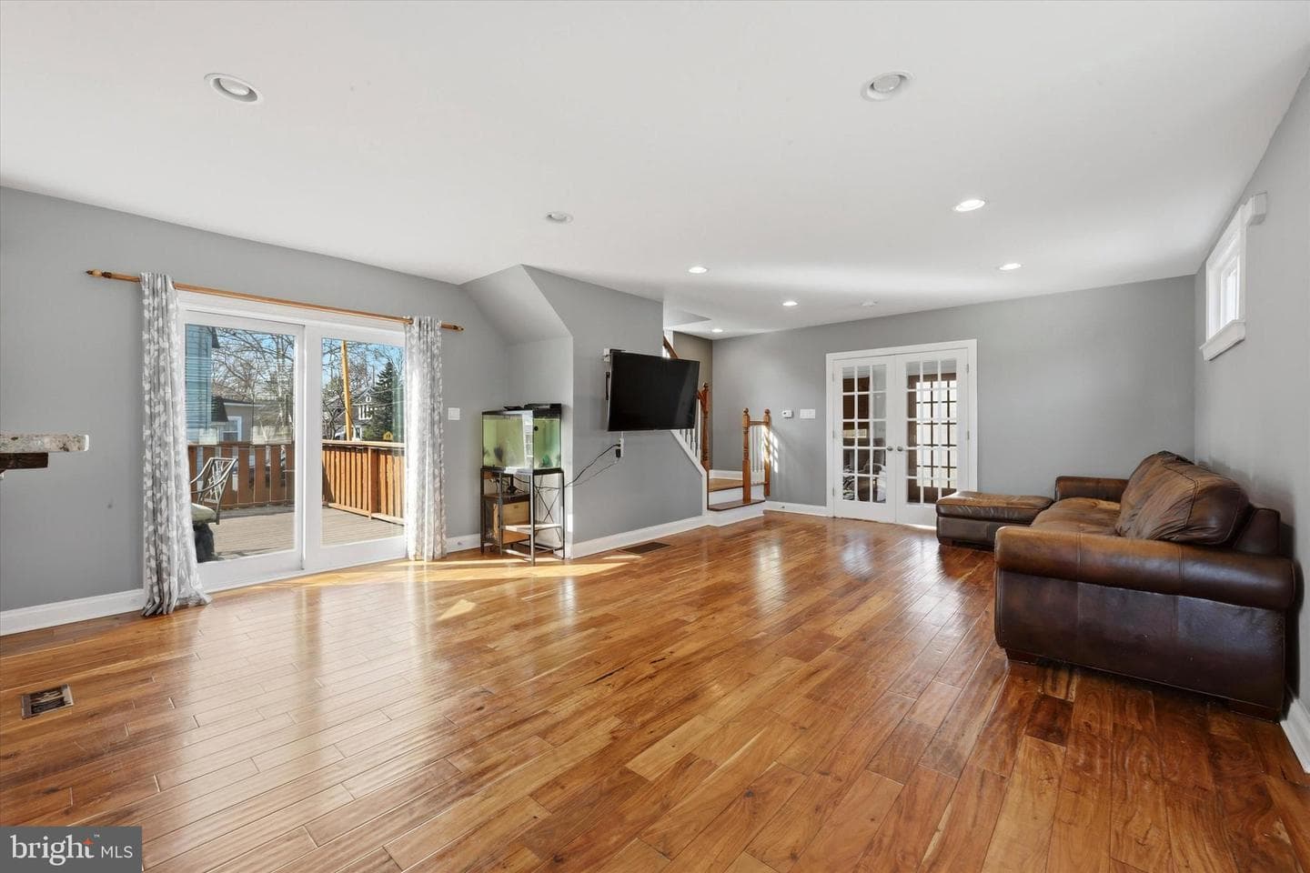 269 Hirst Avenue photo 9
