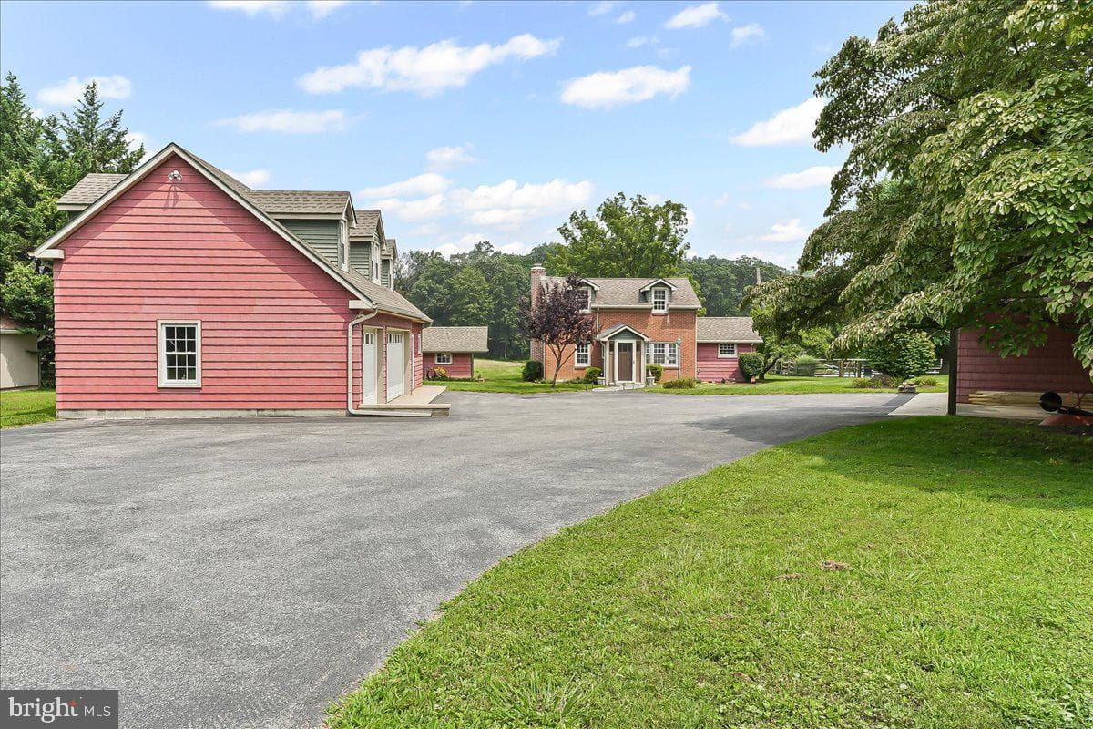 1439 Middletown Road, Glen Mills