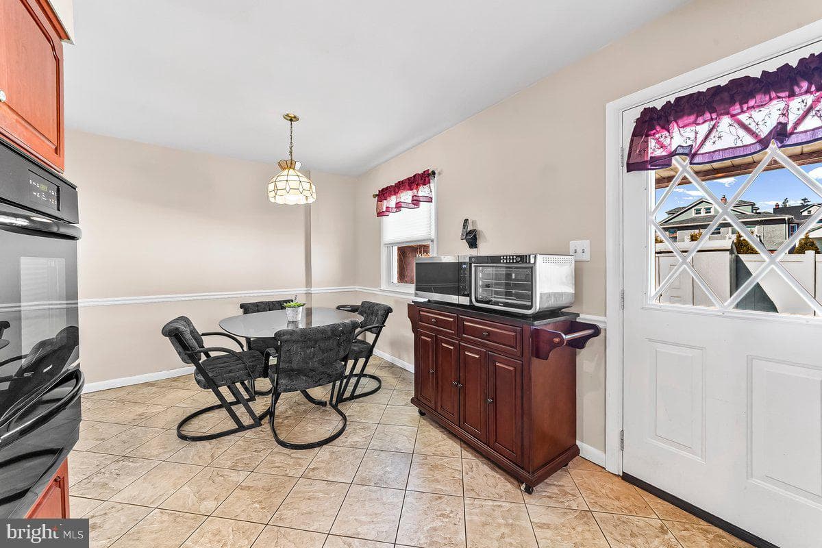 215 Riverview Avenue photo 11