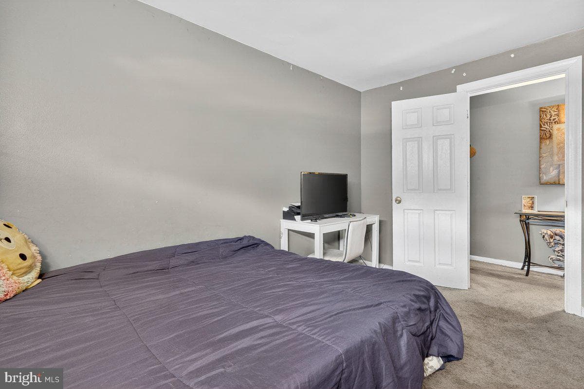 100 E Glenolden Avenue #o-1 photo 14