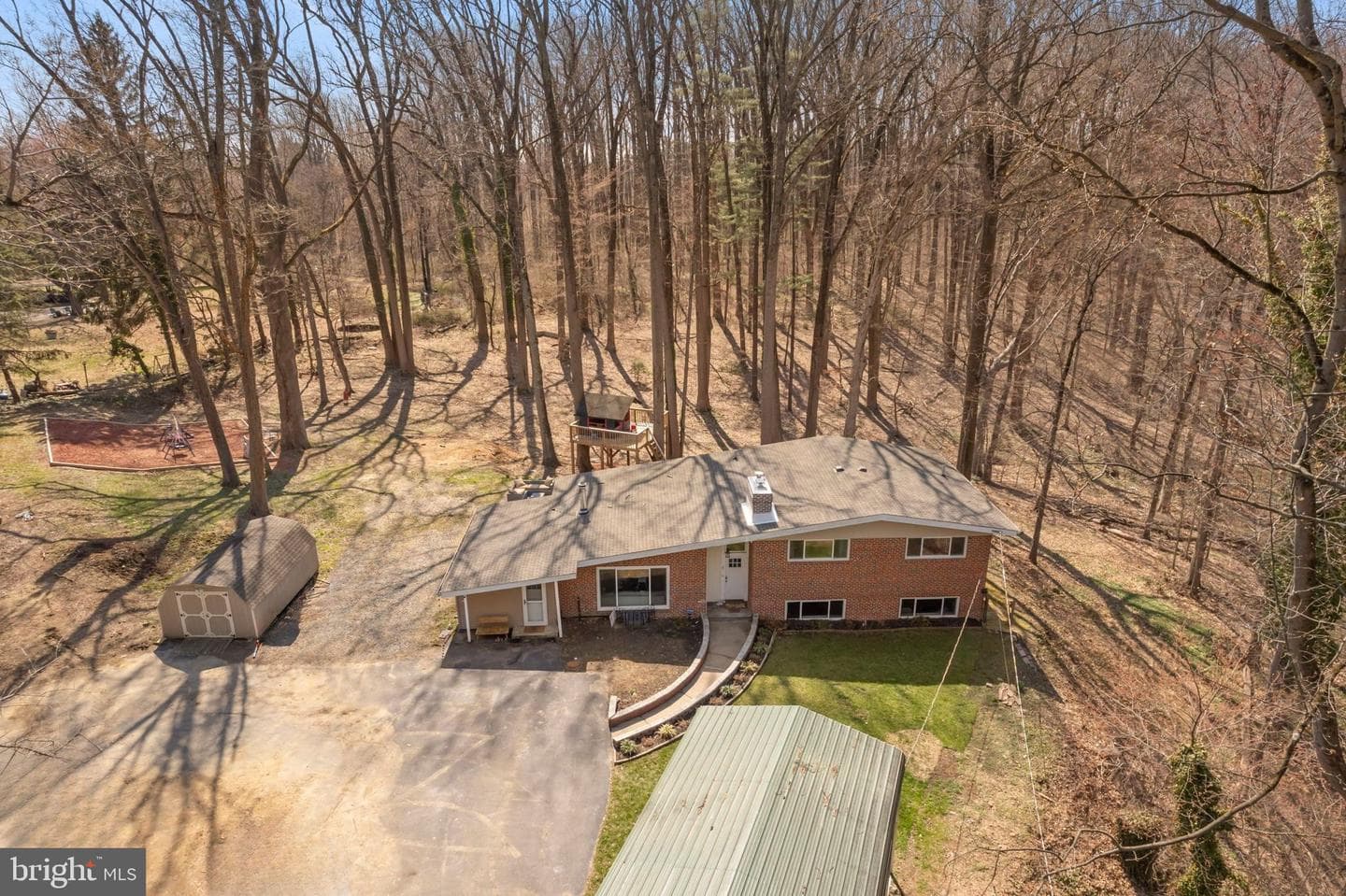 352 S New Middletown Road