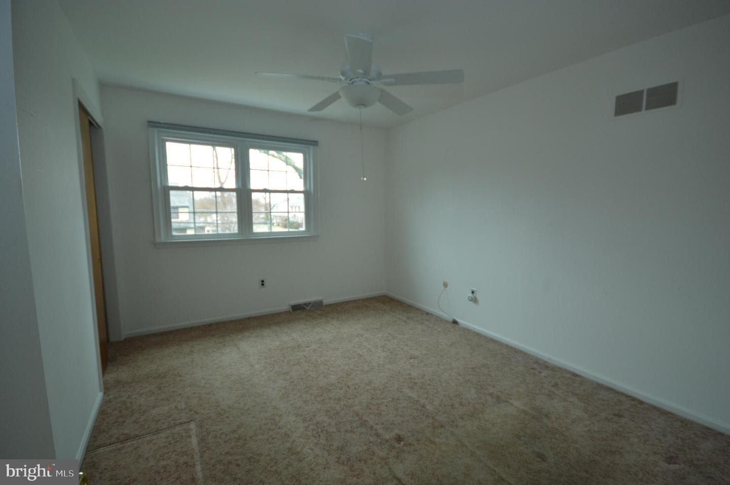417 Tasker Street photo 22