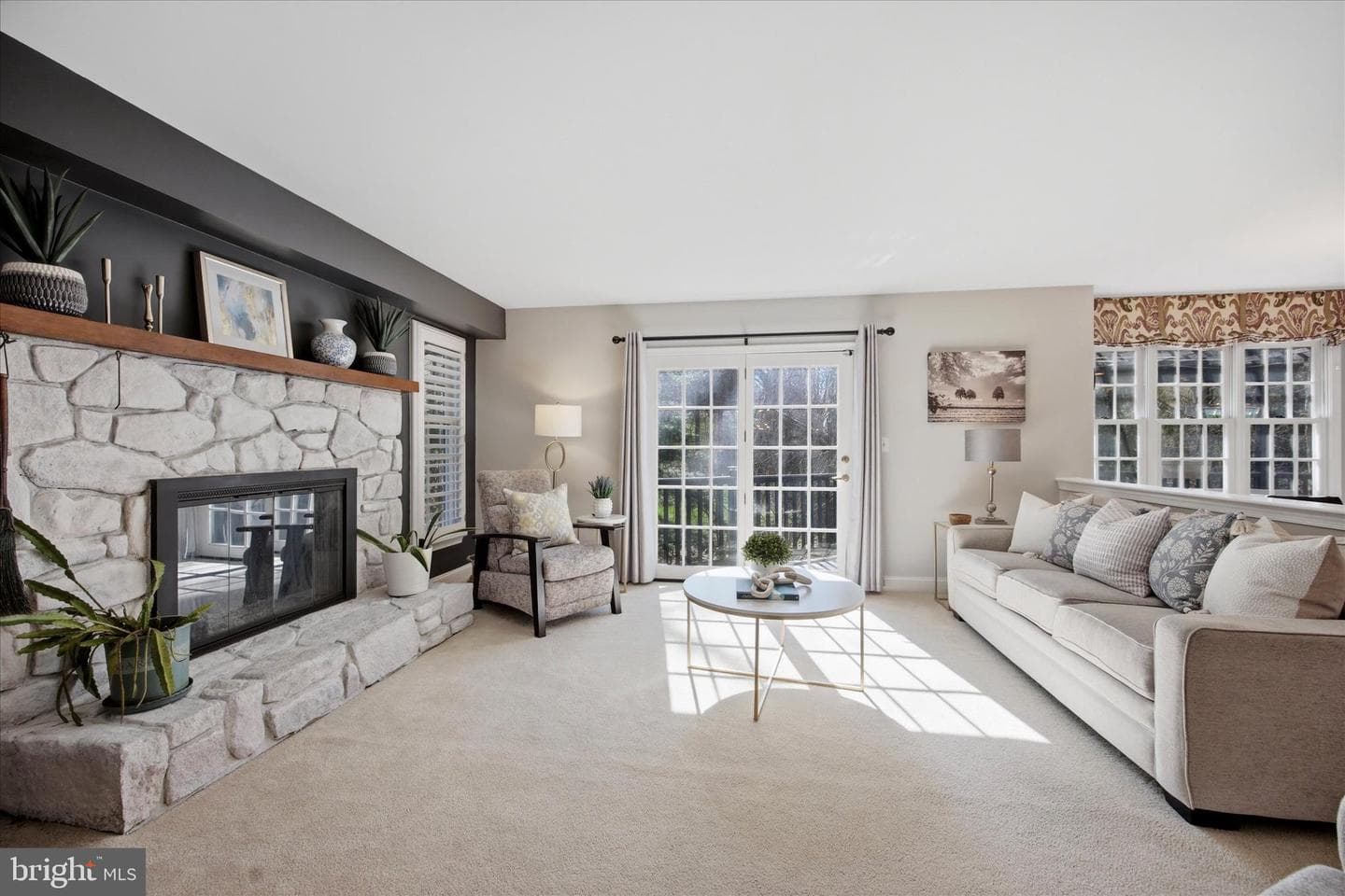 50 Allyssa Drive photo 6