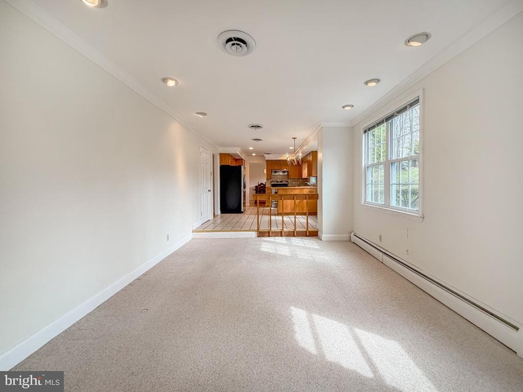 221 Foxcroft Road photo 18