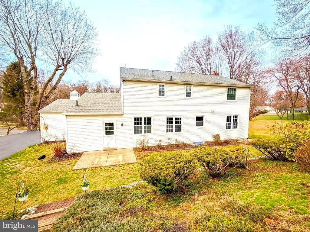 221 Foxcroft Road photo 55