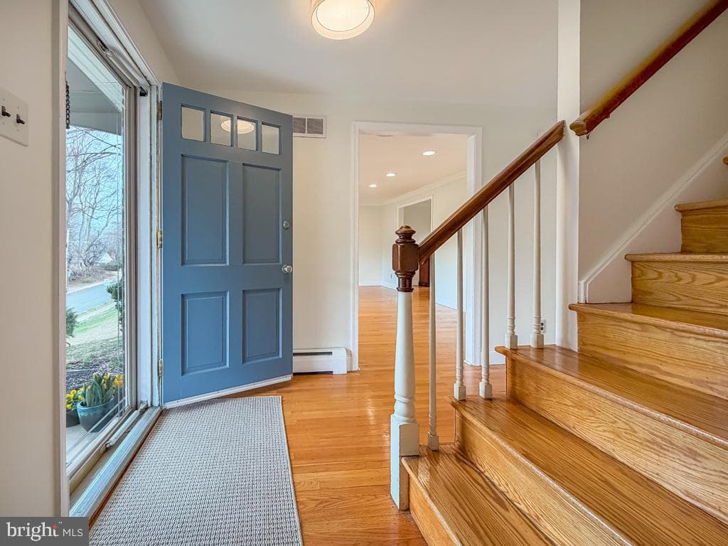 221 Foxcroft Road photo 6