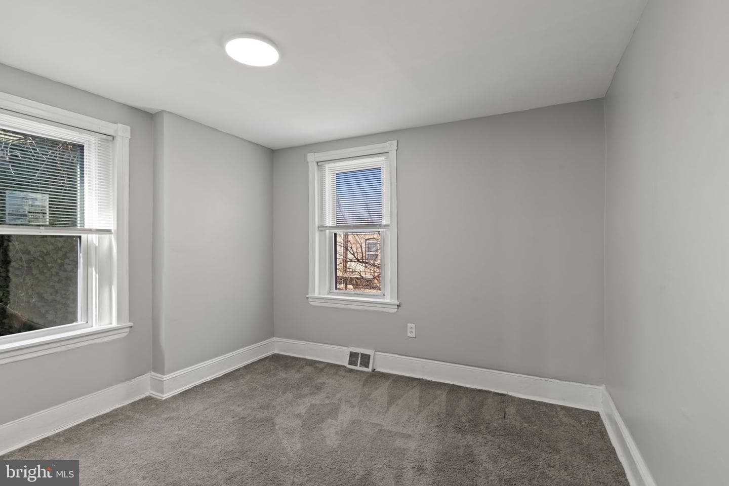 2314 W 3rd Street photo 20