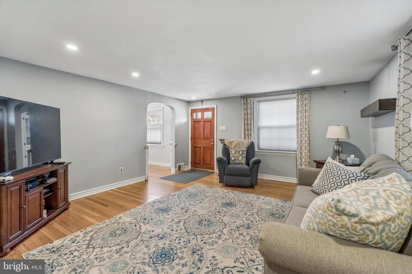 42 Greenhill Road photo 3