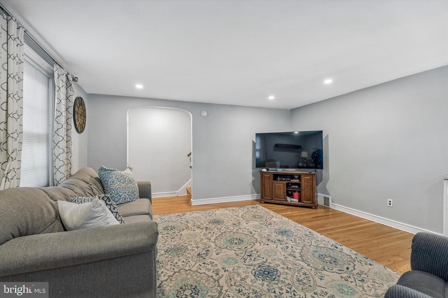 42 Greenhill Road photo 4
