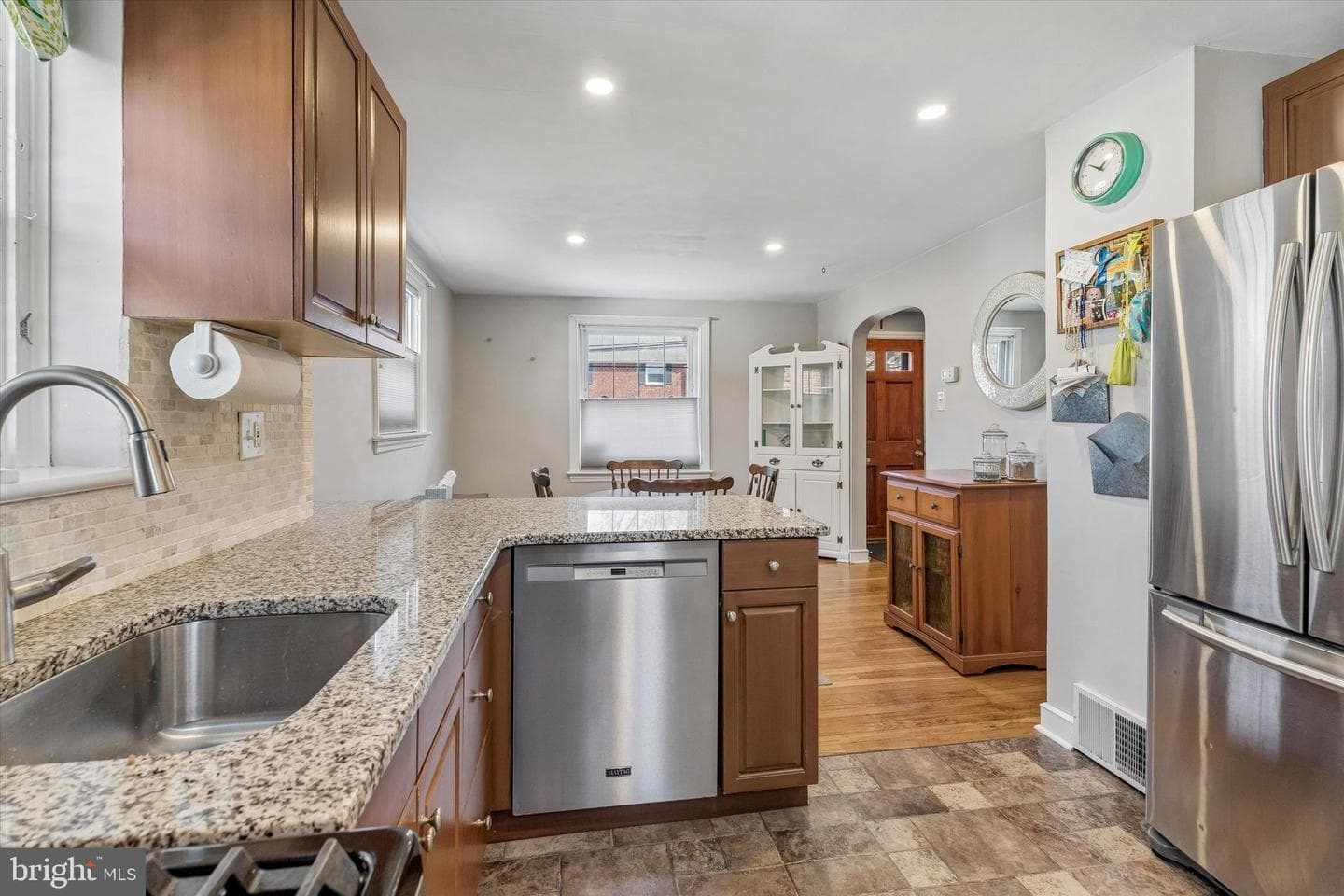 42 Greenhill Road photo 9