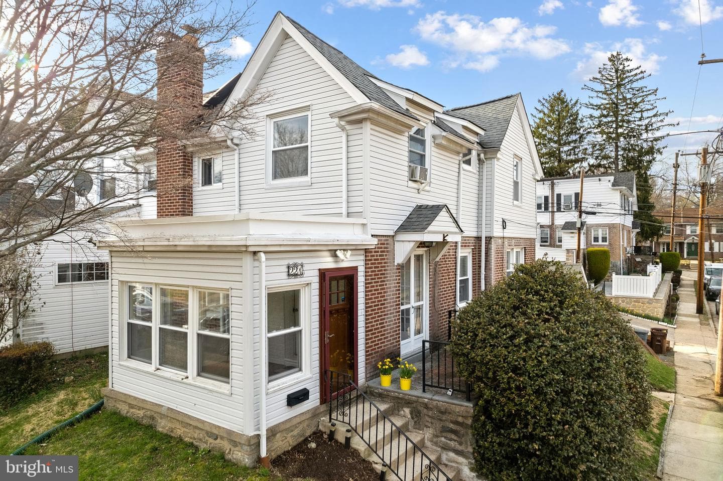 221 W Albemarle Avenue photo 2