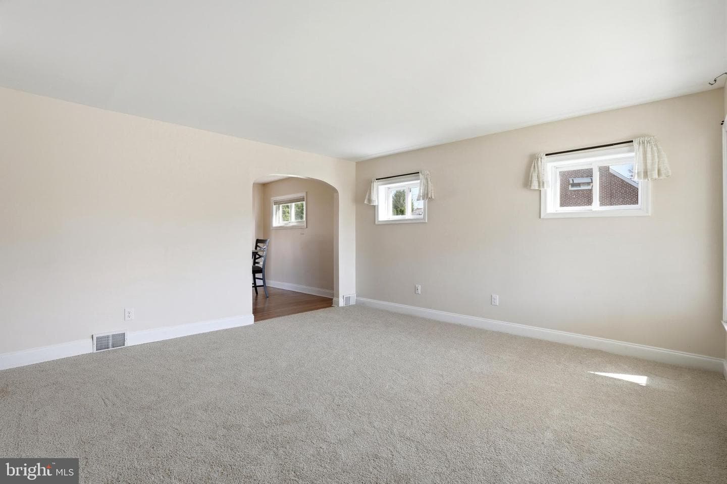 109 Donnelly Avenue photo 7