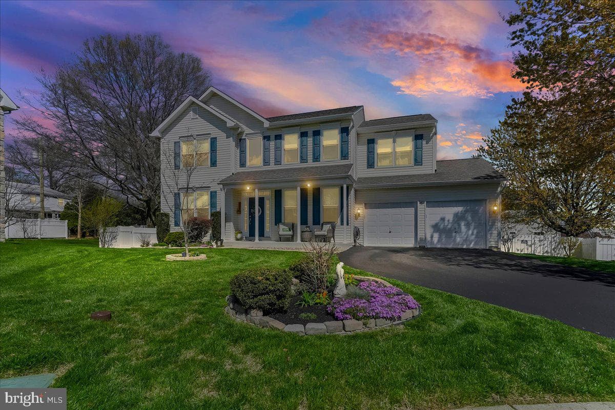 605 Barclay Circle photo 30