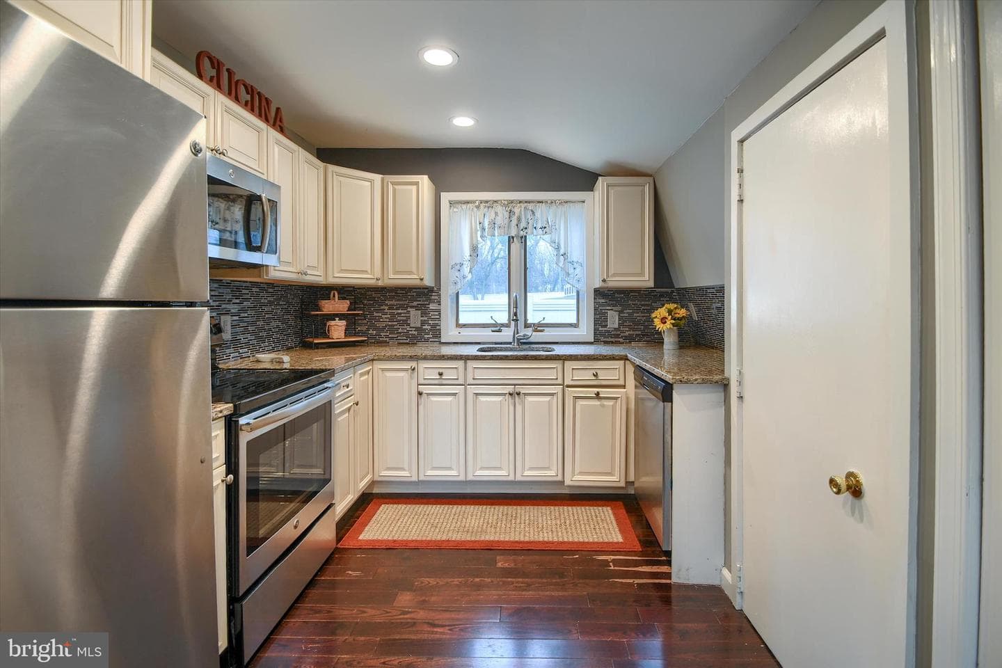 4 Bullens Lane photo 74