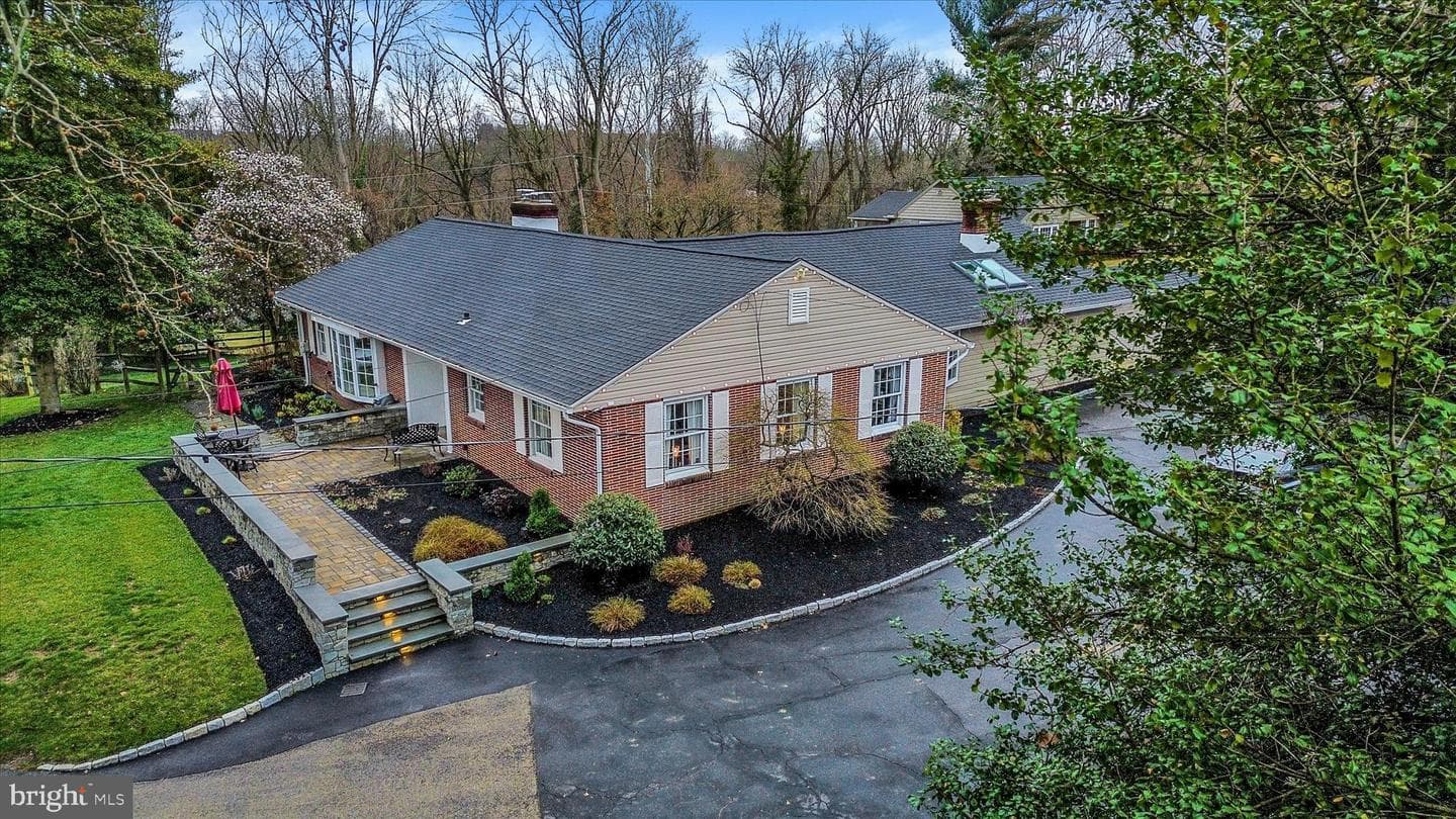 4 Bullens Lane photo 82