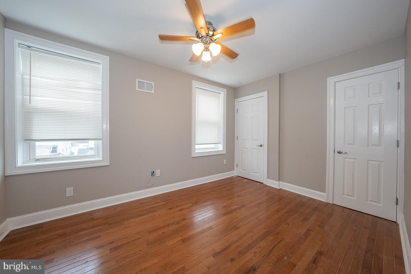216 Ridley Avenue photo 16