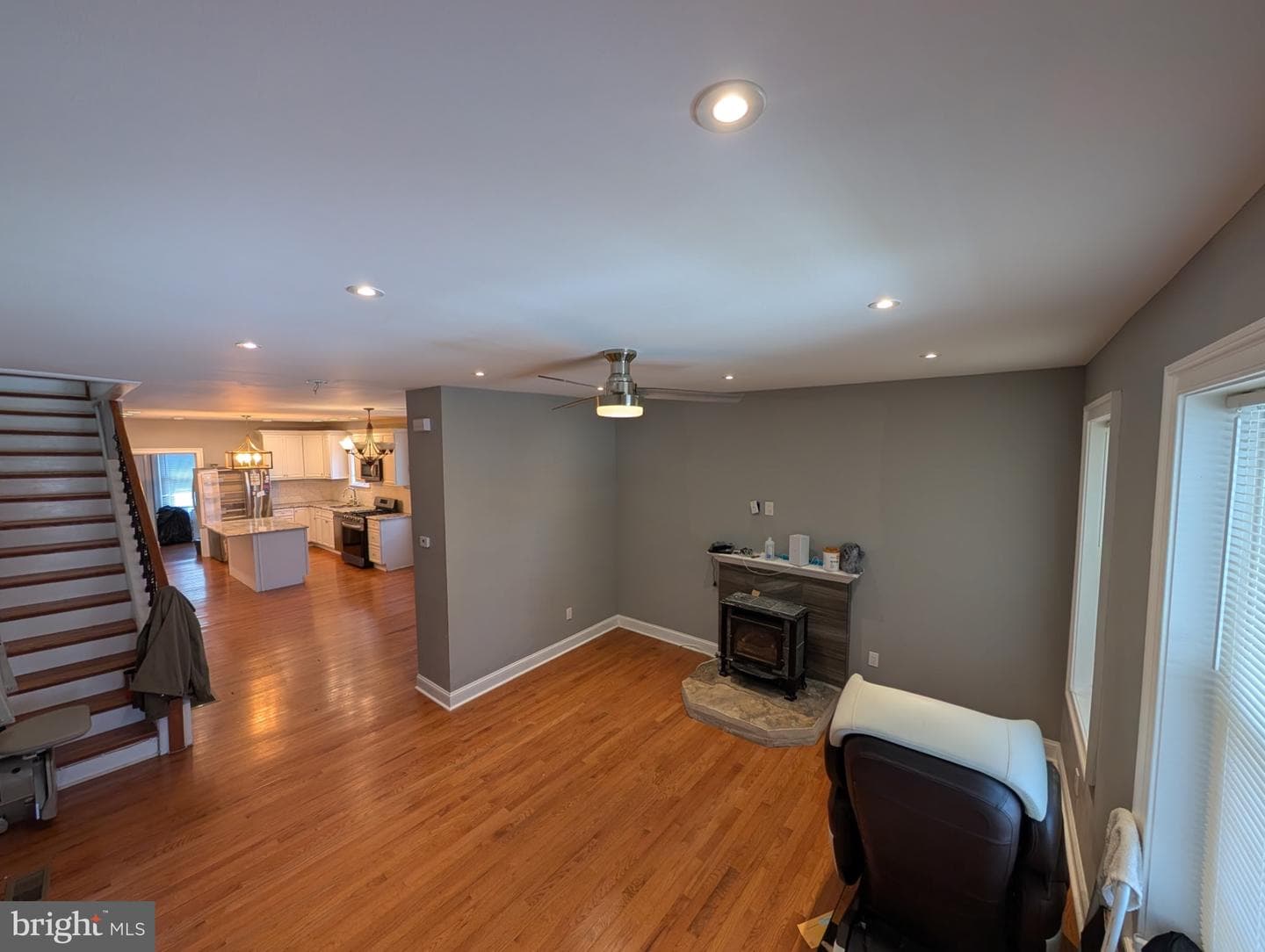 216 Ridley Avenue photo 25
