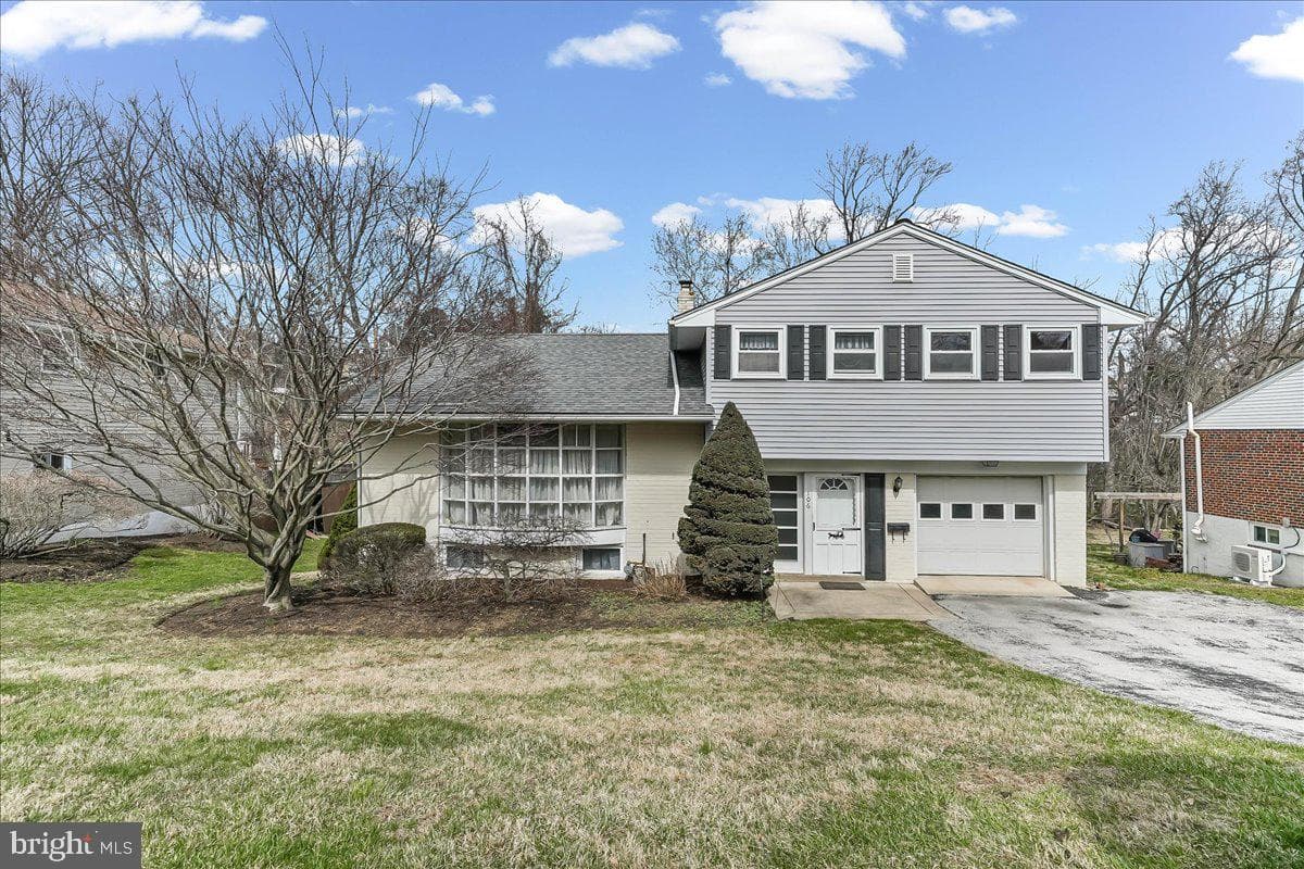 106 Lindbergh Avenue