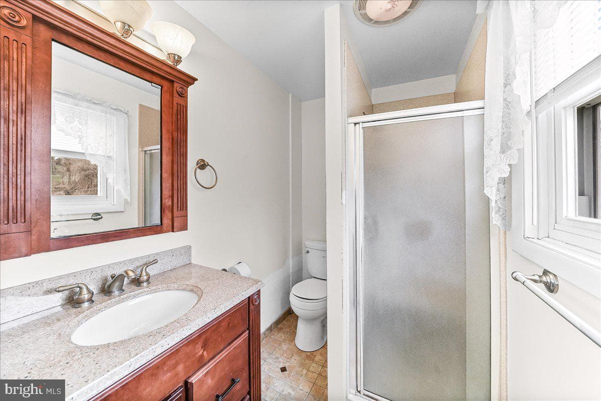 106 Lindbergh Avenue photo 24