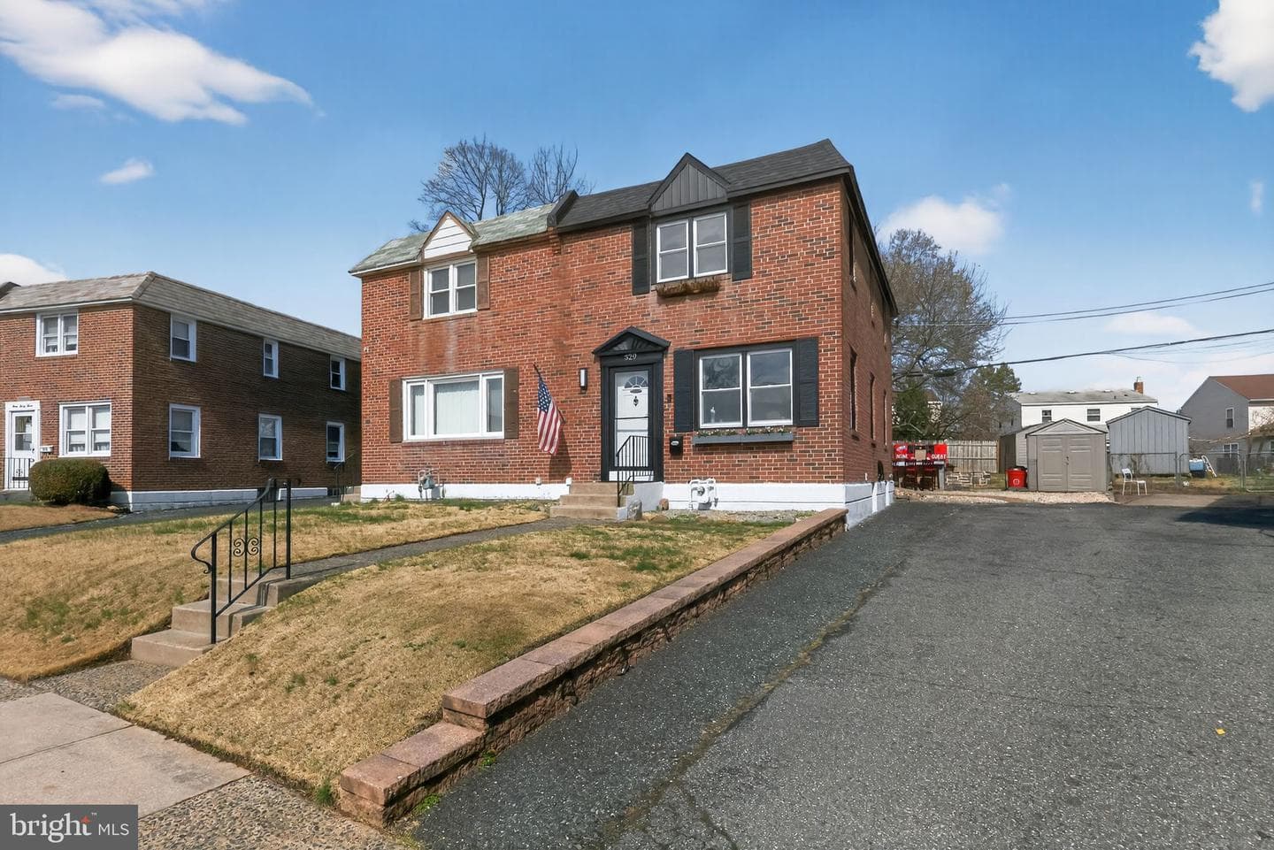 329 Holland Street