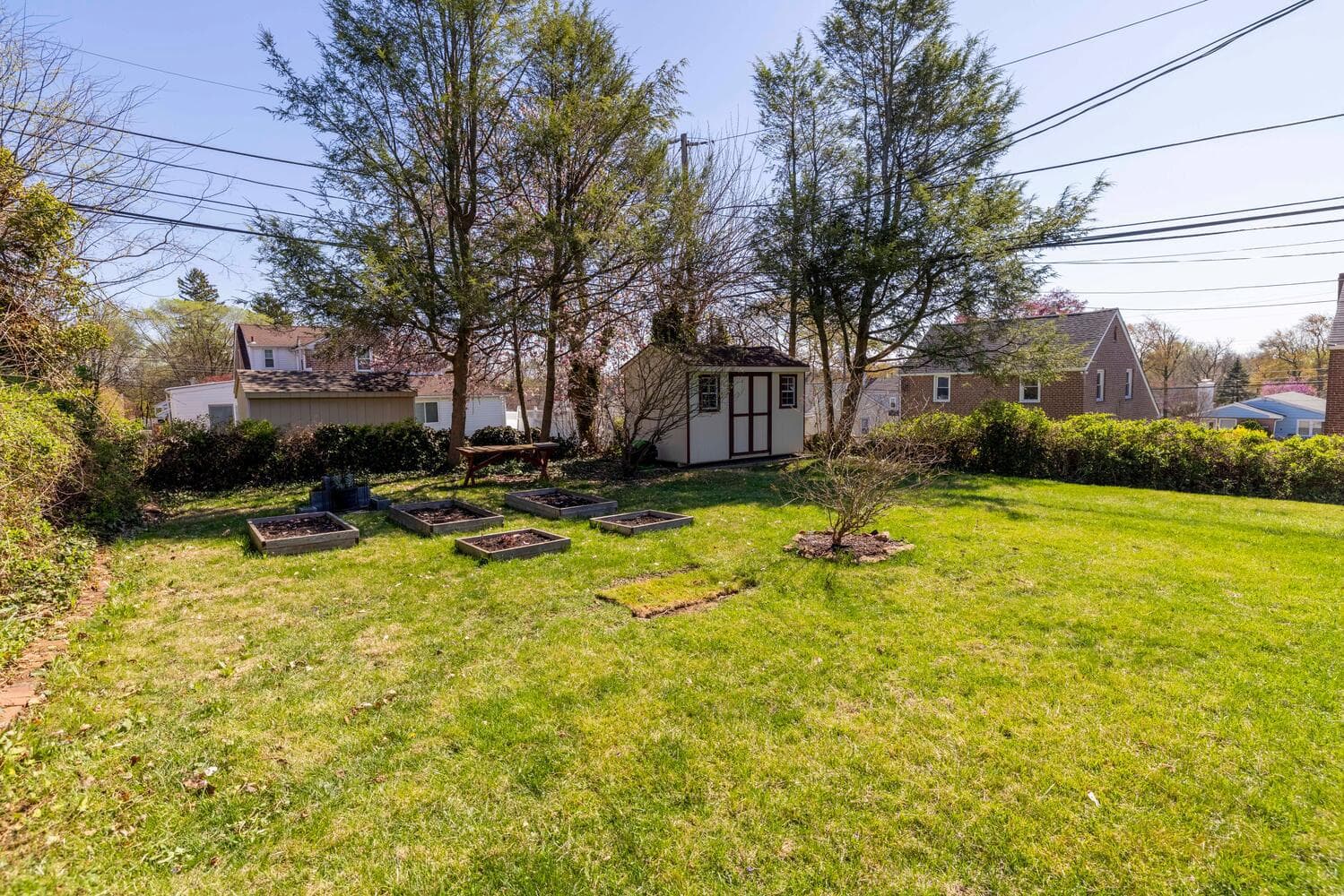 315 Edgemore Road photo 29