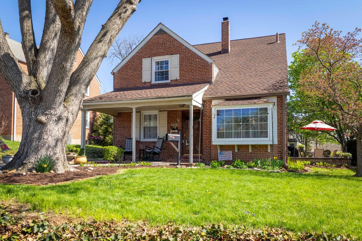 315 Edgemore Road photo 3