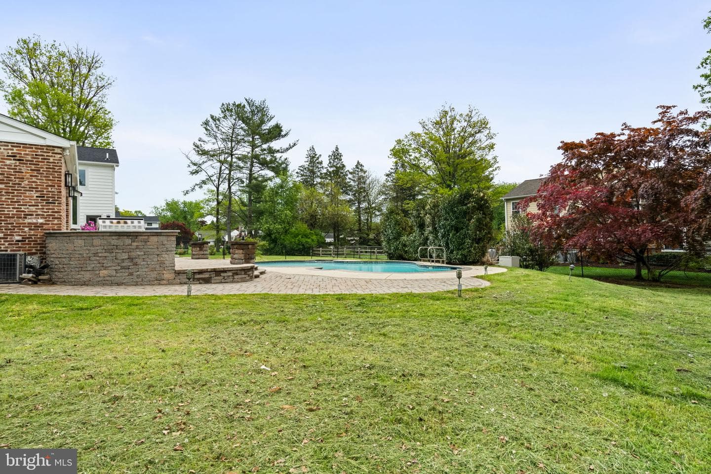 33 W Ardmore Avenue photo 119
