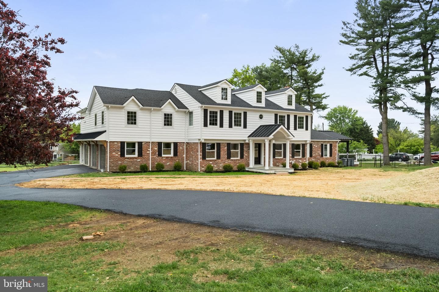 33 W Ardmore Avenue photo 4