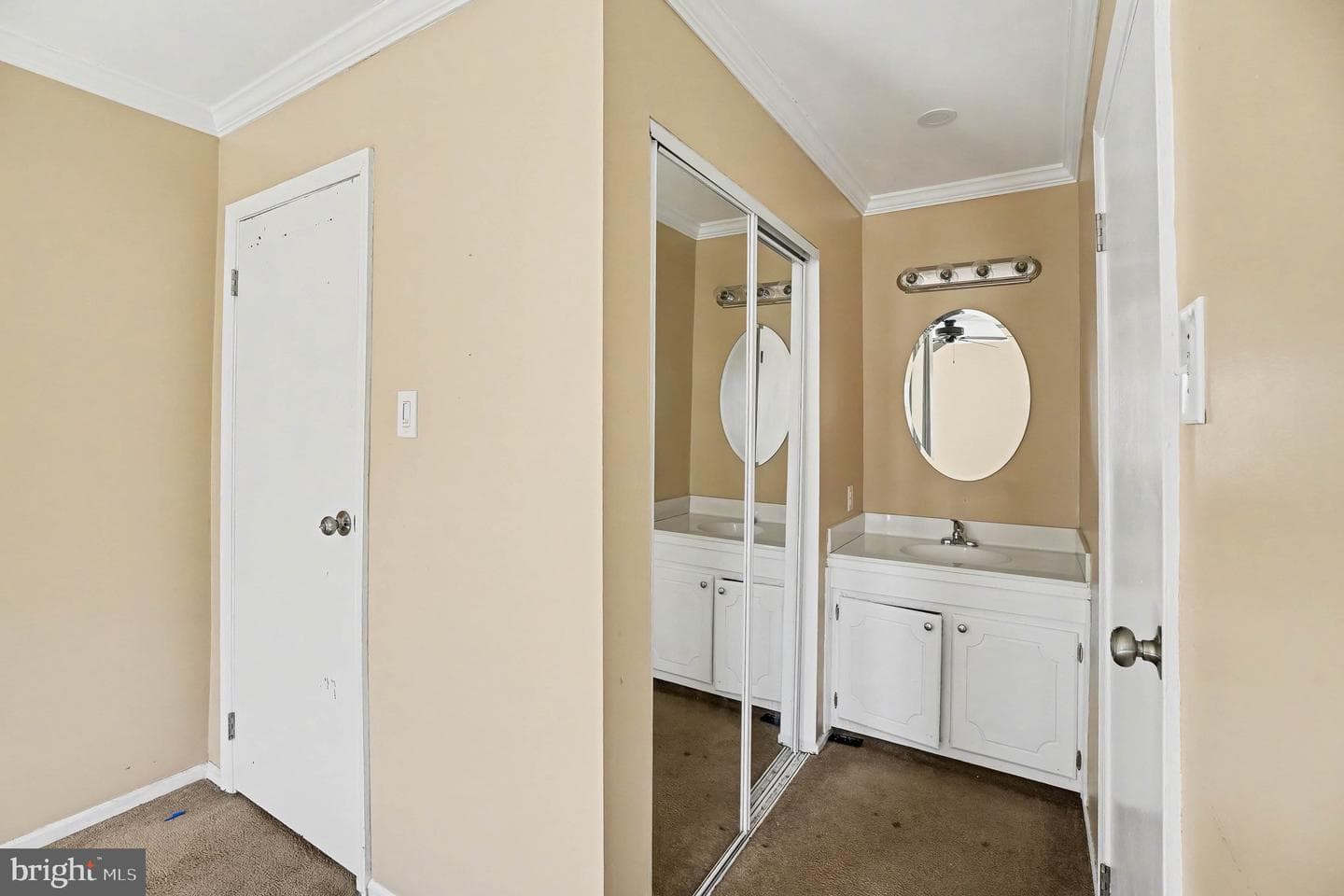 373 Hillside Road photo 16
