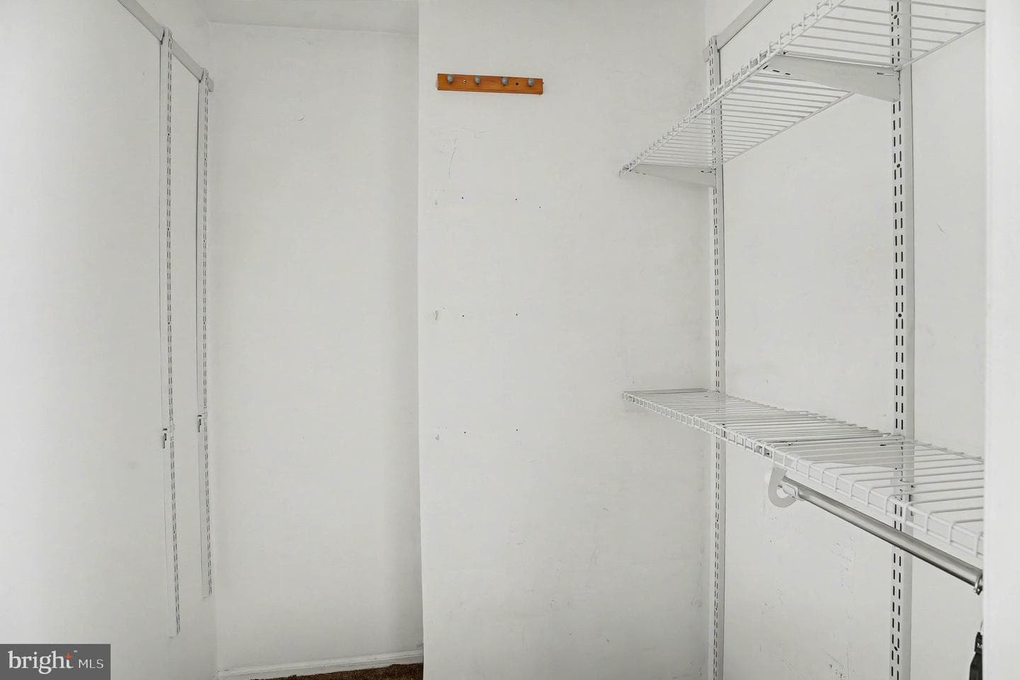 373 Hillside Road photo 17