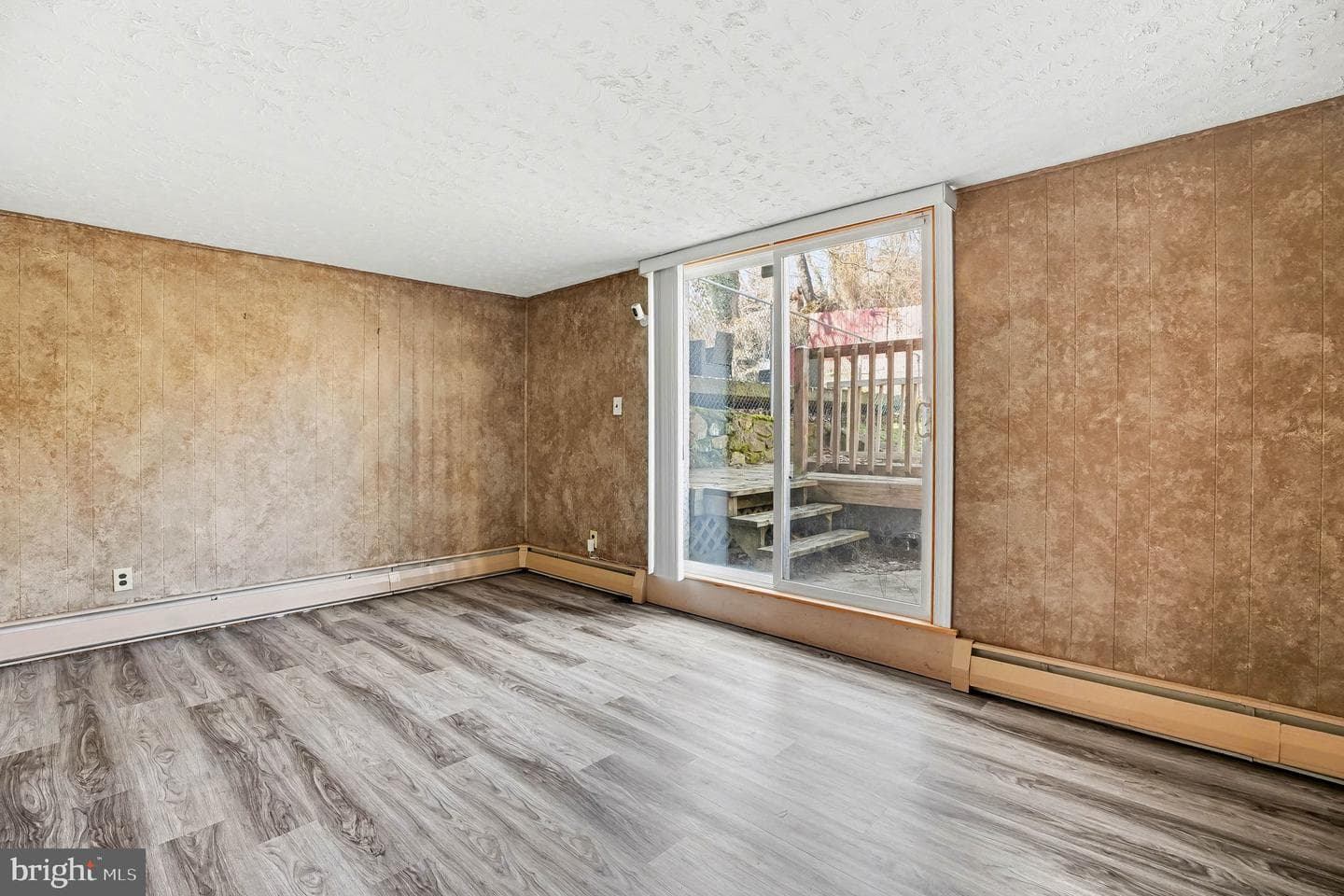 373 Hillside Road photo 25