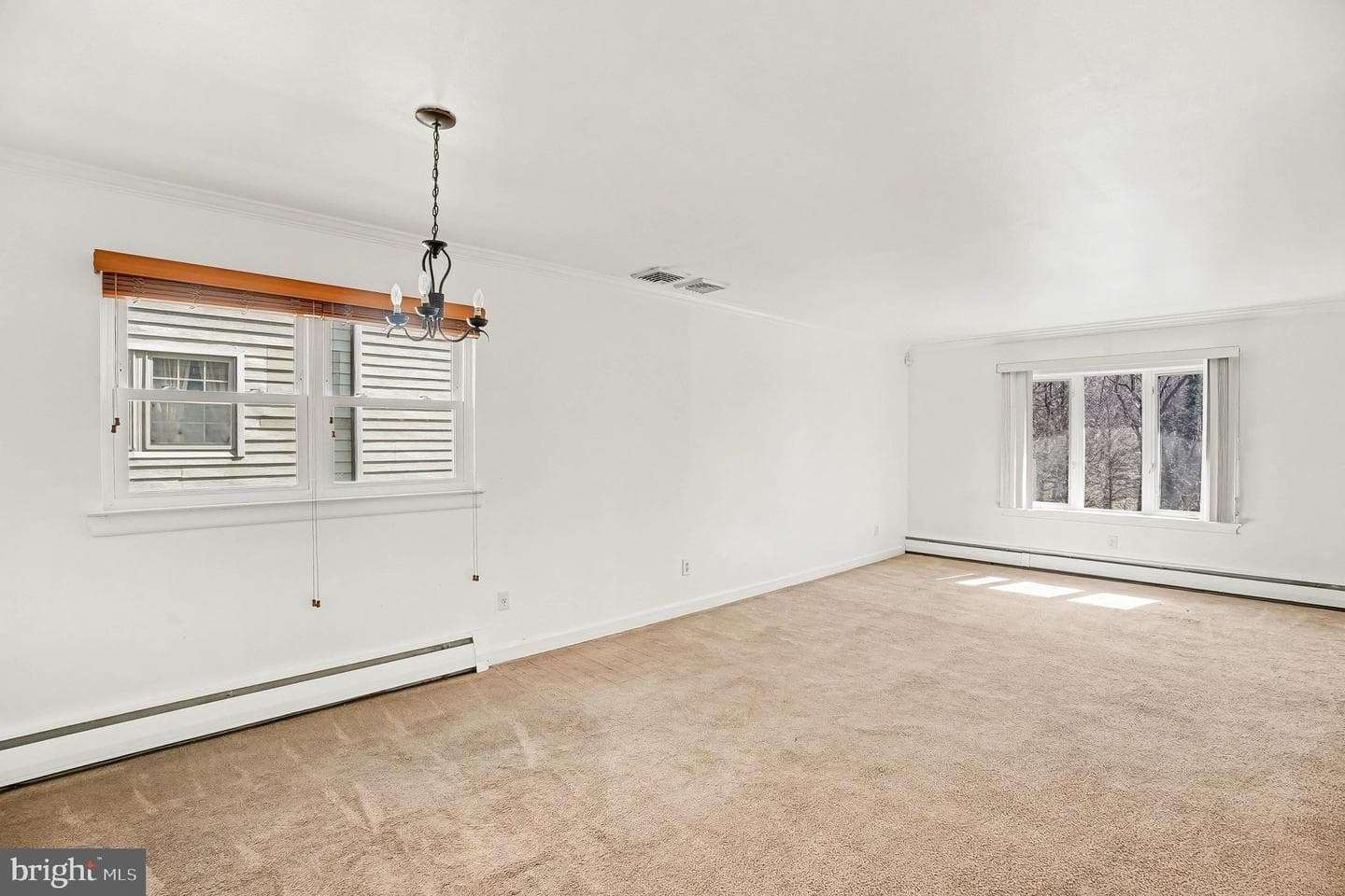 373 Hillside Road photo 7