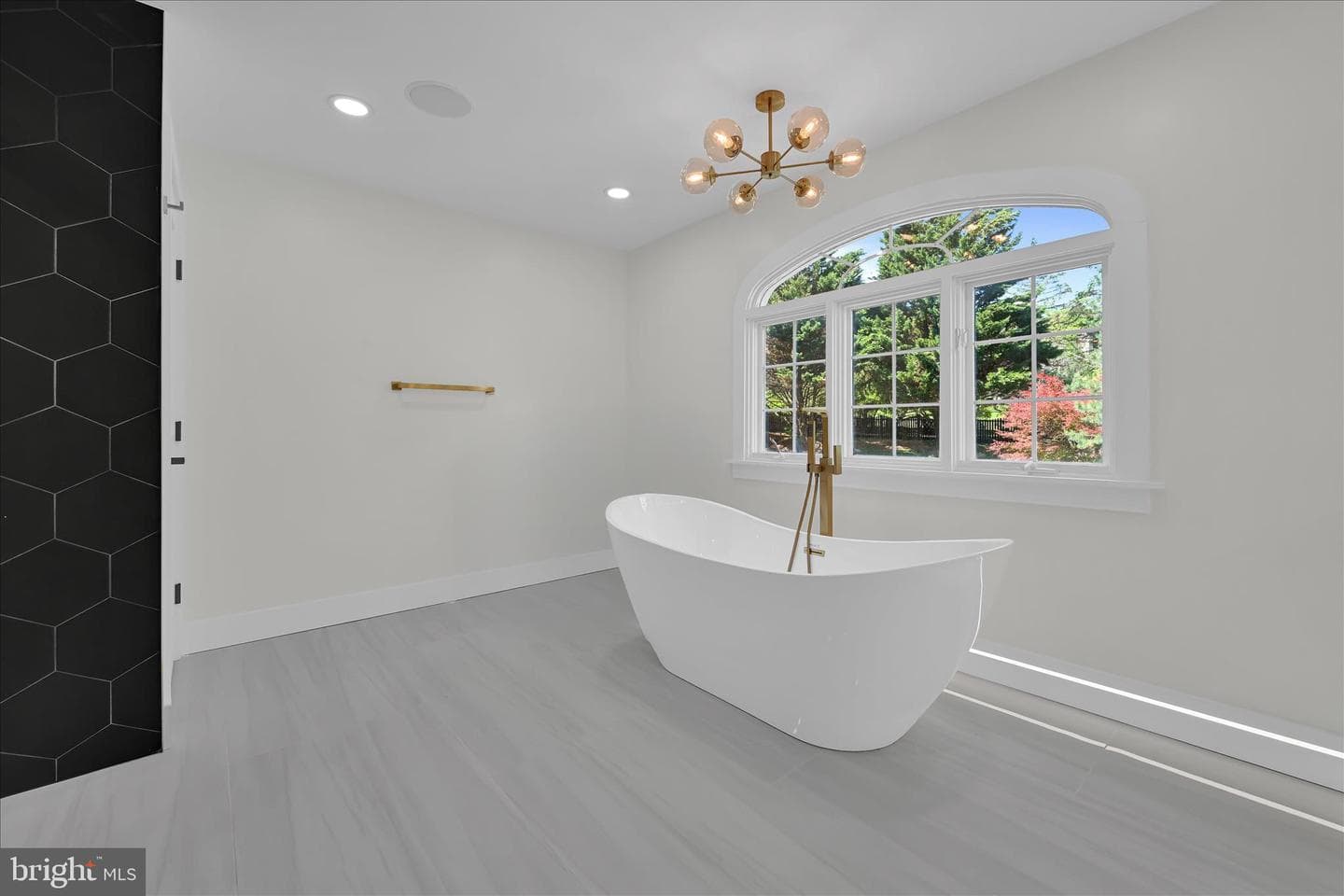 505 S Heilbron Drive photo 39