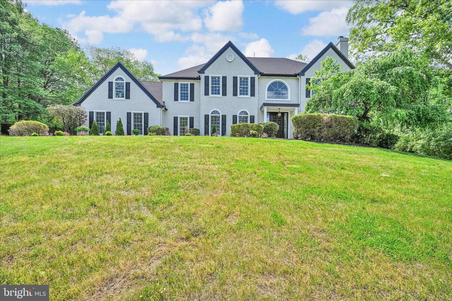 505 S Heilbron Drive photo 9