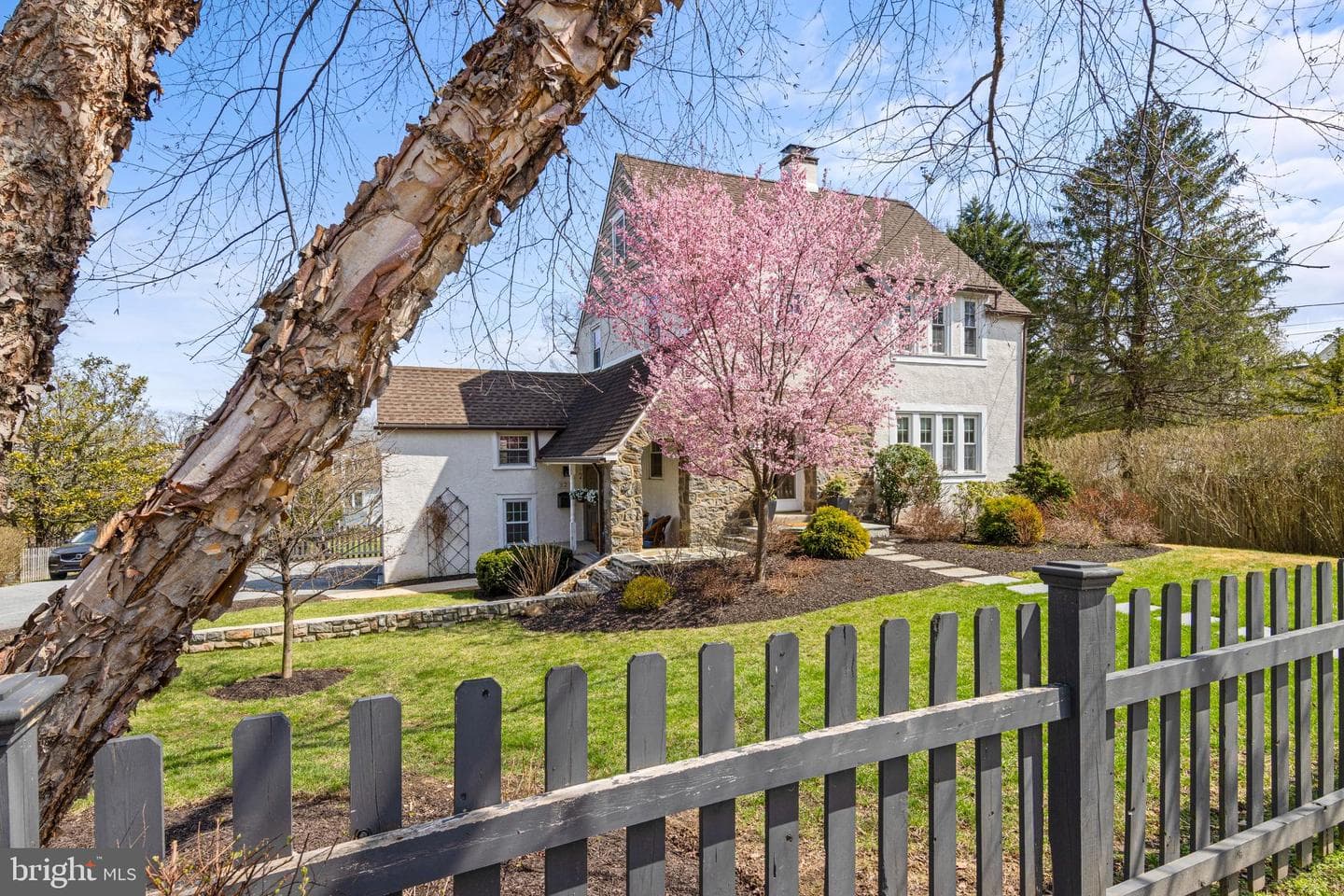 321 Conestoga Road photo 2