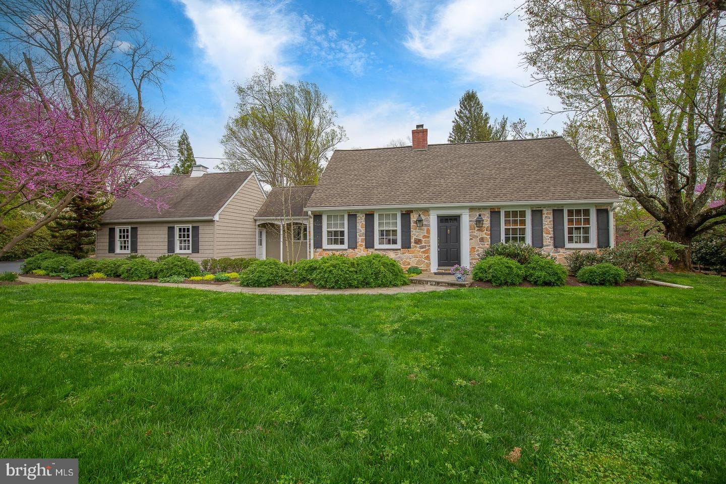 120 Pine Tree Road