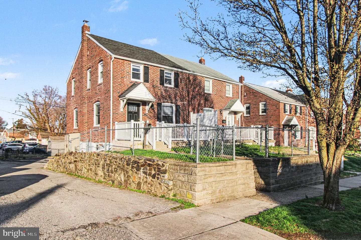 646 Clymer Lane photo 3