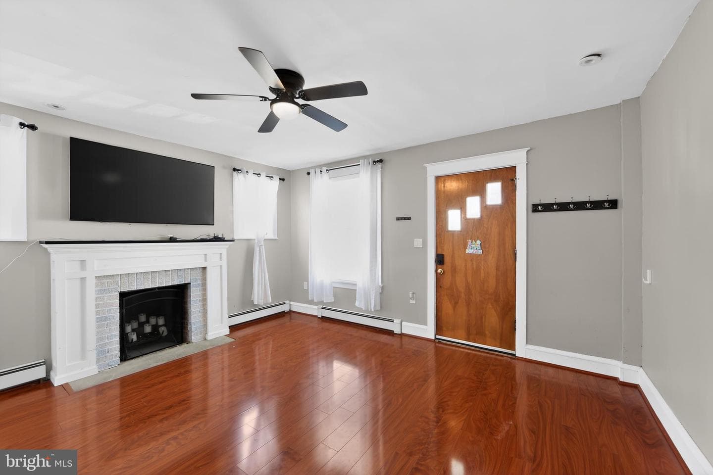 1712 Orchard Avenue photo 4