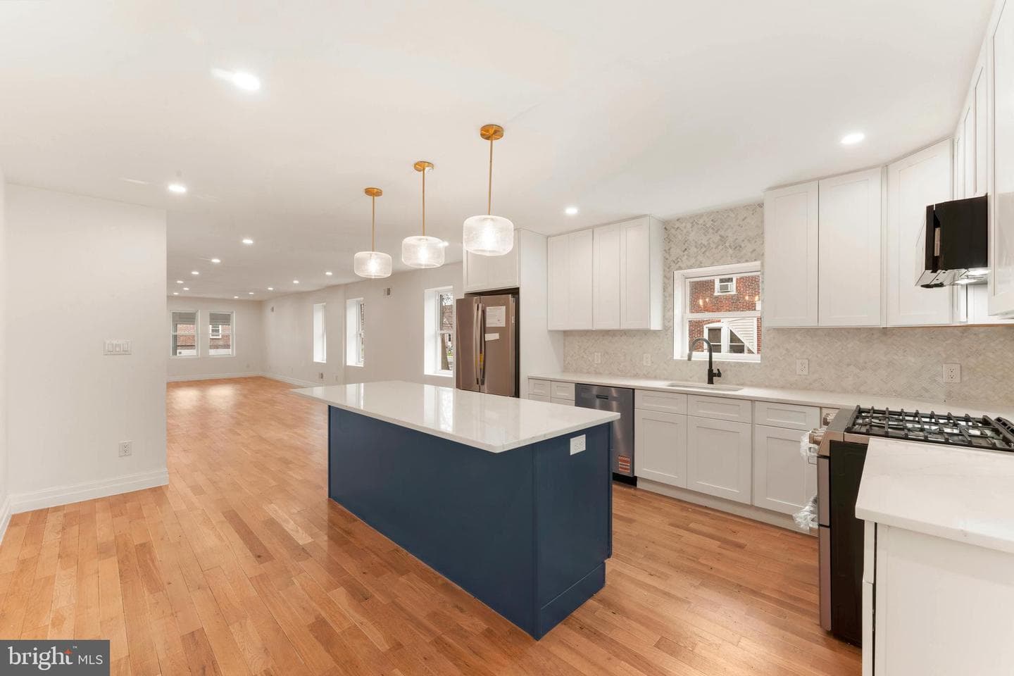 1090 Eddystone Avenue photo 14
