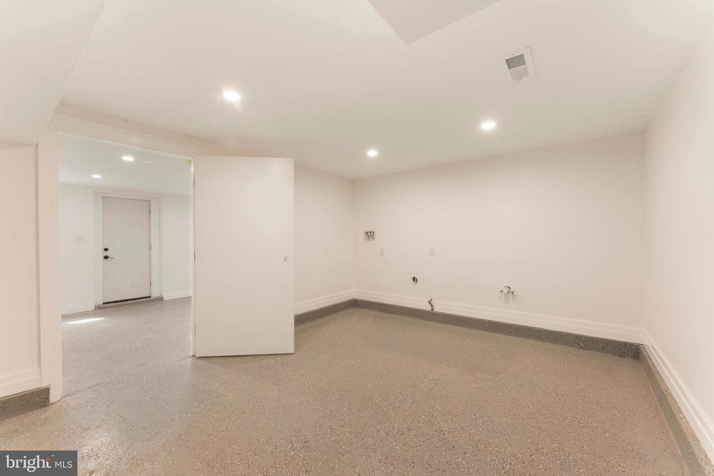 1090 Eddystone Avenue photo 34