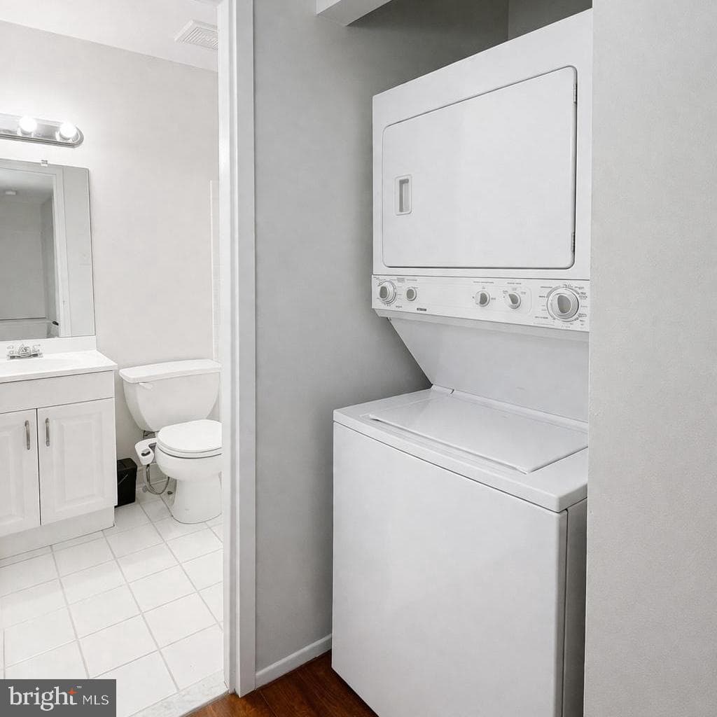 280 Bridgewater Road #j5 photo 8