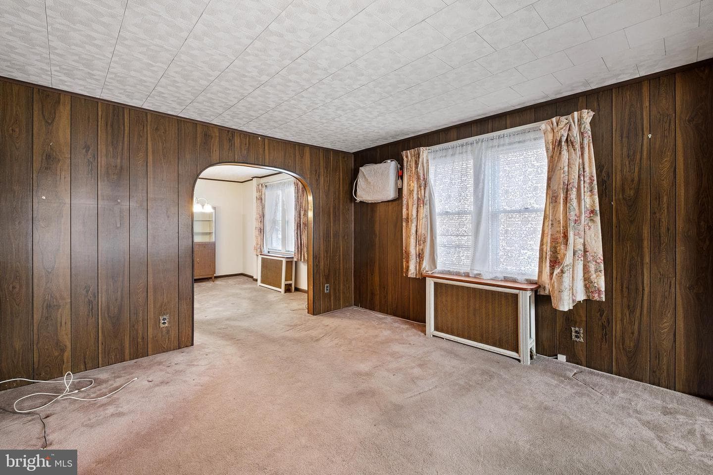 129 W Laughead Avenue photo 19