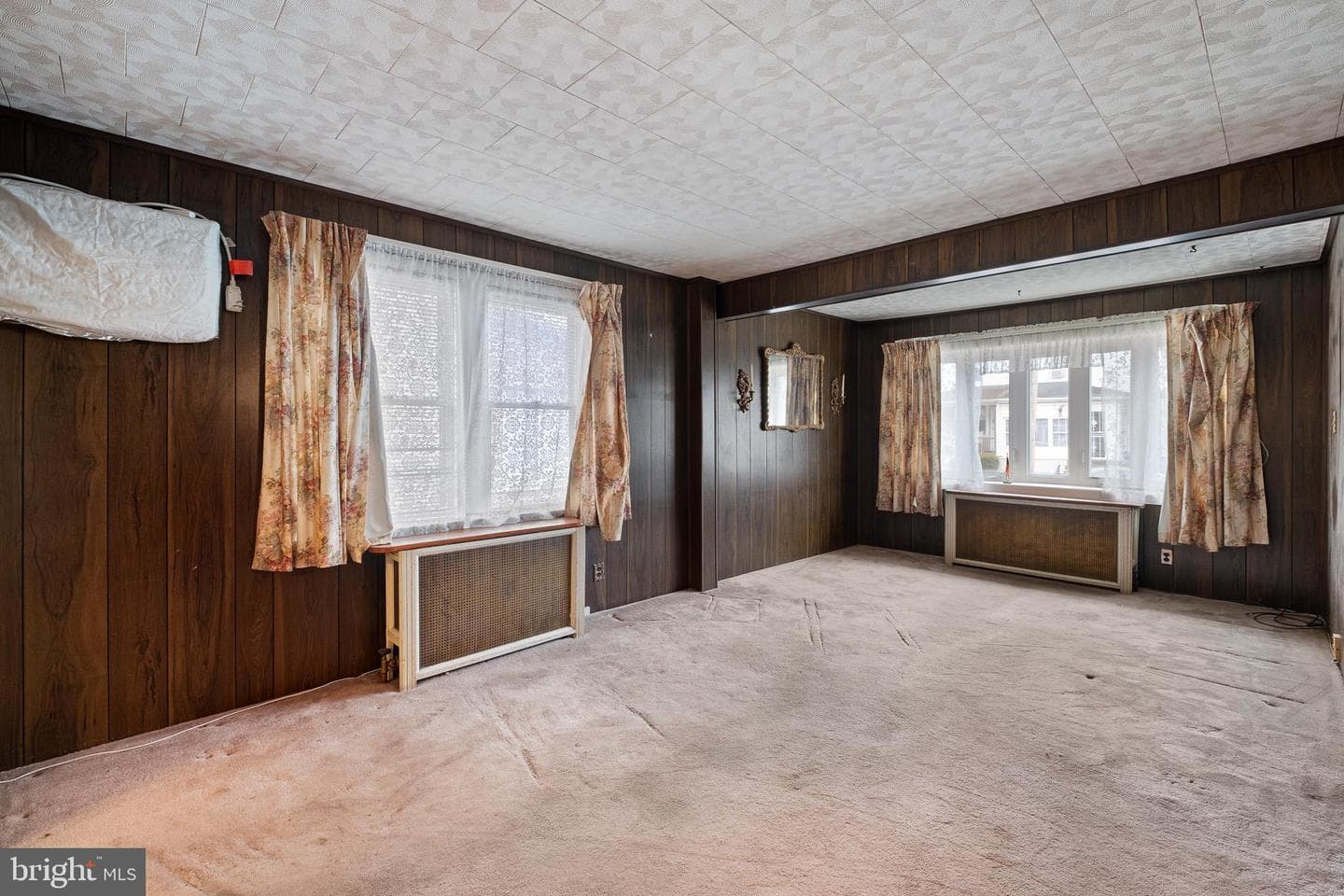 129 W Laughead Avenue photo 20