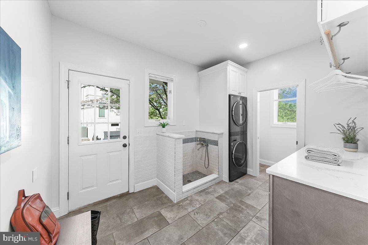 3507 Runnymeade Drive photo 28