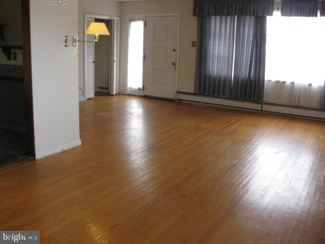 1025 Scott Avenue photo 12