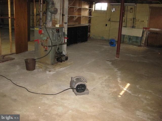 1025 Scott Avenue photo 22
