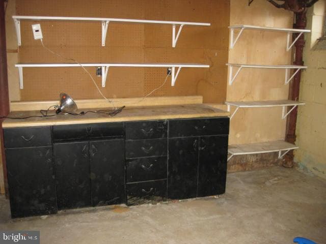 1025 Scott Avenue photo 25