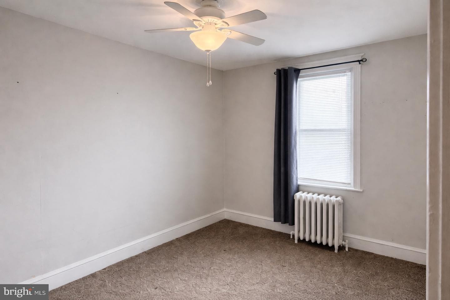 227 N Linden Avenue photo 11